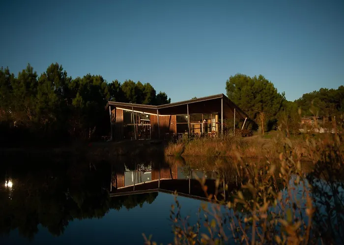 Les Echasses Golf & Surf Eco Lodge